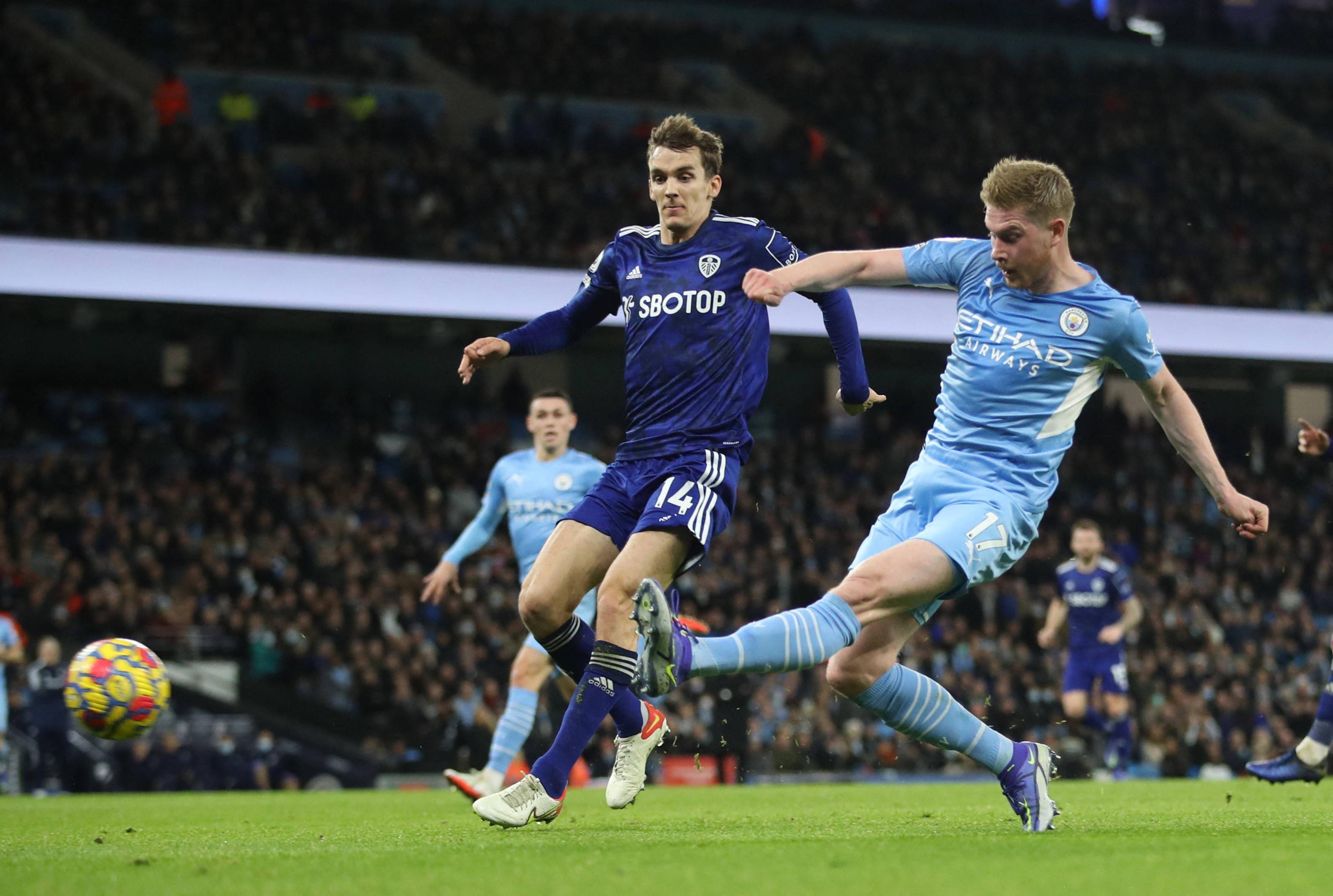 足球的另一 足球的另一