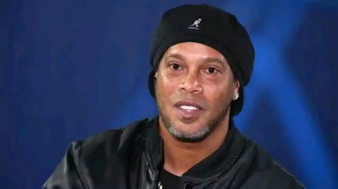 輕球員樹立 輕球員樹立